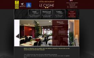 
HOTEL LE CYGNE
Le Cygne est un hôtel-restaurant dans le centre d'Airvault.
Il vous propose une cuisine française traditionnelle et