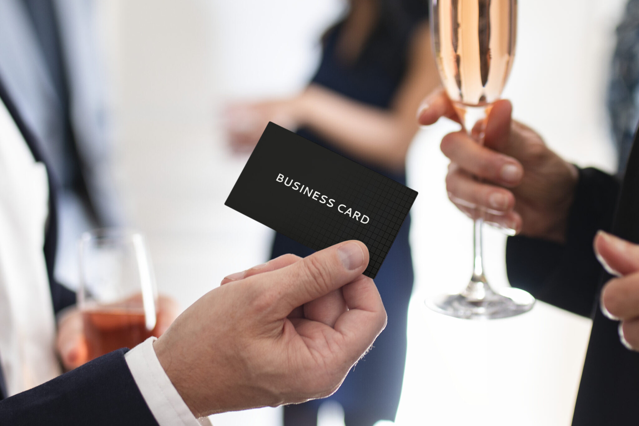 Modele-de-carte-de-visite-simple-et-elegante-avec-informations-claires